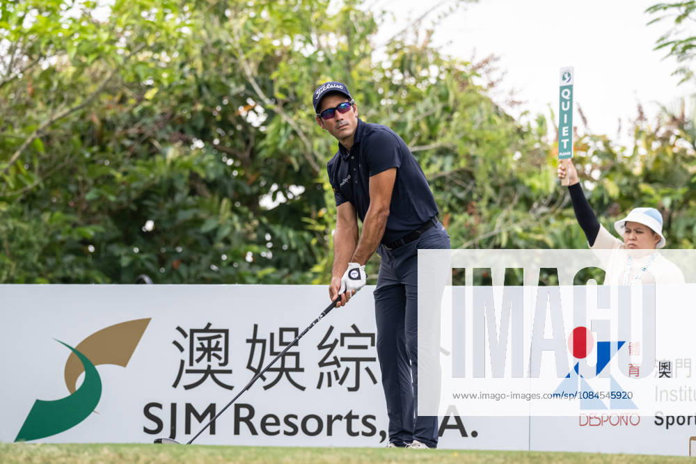 Spain s, Carlos PIGEM.Opening Round in the Macao Open Golf at Macau Golf & Country Club. Macau Open Golf Rd 1 - ZUMAr144 20261015_zap_r144_084