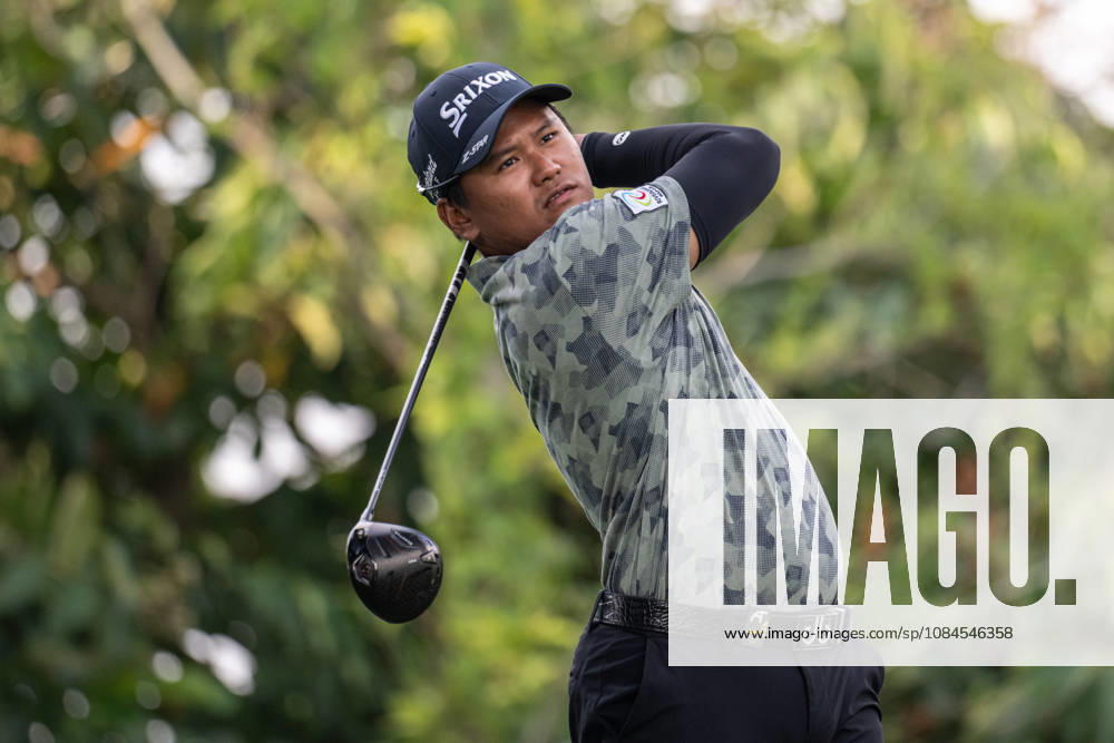 Thailand s, Thanpisit OMSIN.Opening Round in the Macao Open Golf at Macau Golf & Country Club. Coloane China - ZUMAr144 20261015_zap_r144_099