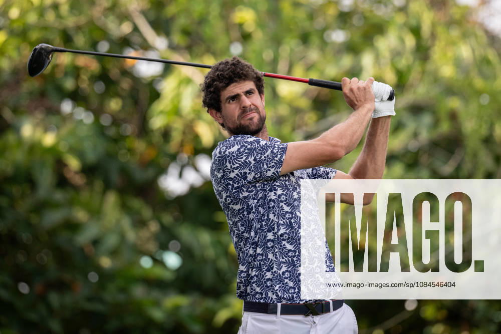 Roberto LEBRIJA from Mexico.Opening Round in the Macao Open Golf at Macau Golf & Country Club. Coloane China - ZUMAr144 20261015_zap_r144_111