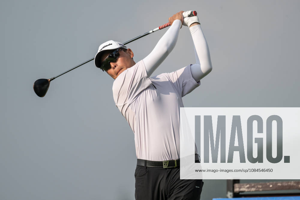 HUANG, Yi-tseng from Taiwan.Opening Round in the Macao Open Golf at Macau Golf & Country Club. Coloane China - ZUMAr144 20261015_zap_r144_115
