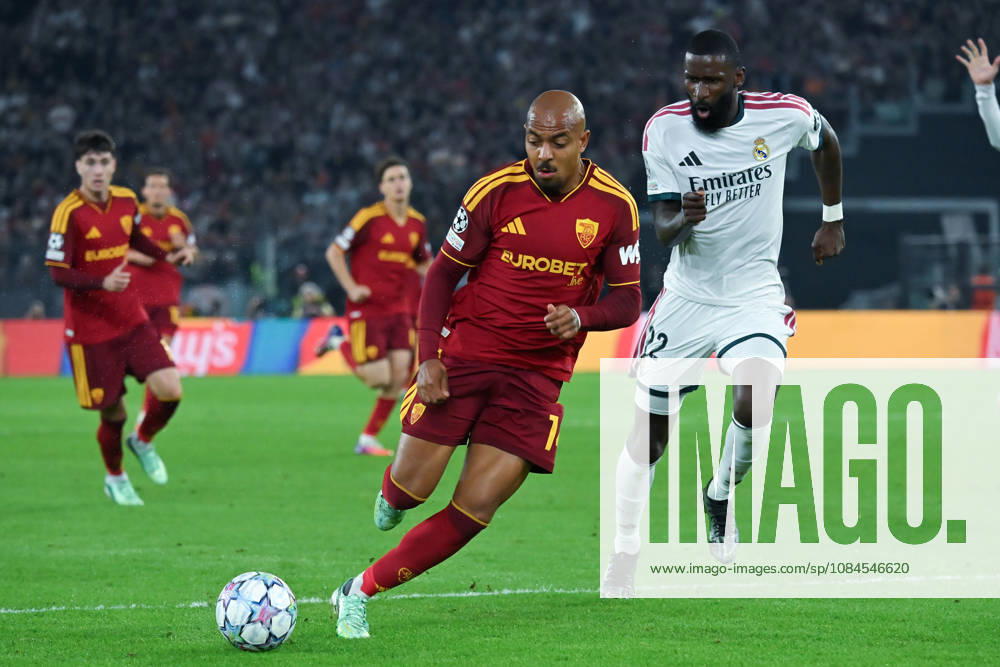 2026,Roma-Real Madrid Donyell Malen of Roma,Antonio Rudiger of Real Madrid during the Champions League match Championship phase Matchday 2 Roma-Real Madrid at the Stadio Olimpico. Rome (Italy), October 14, 2026Imago-Images Emmefoto