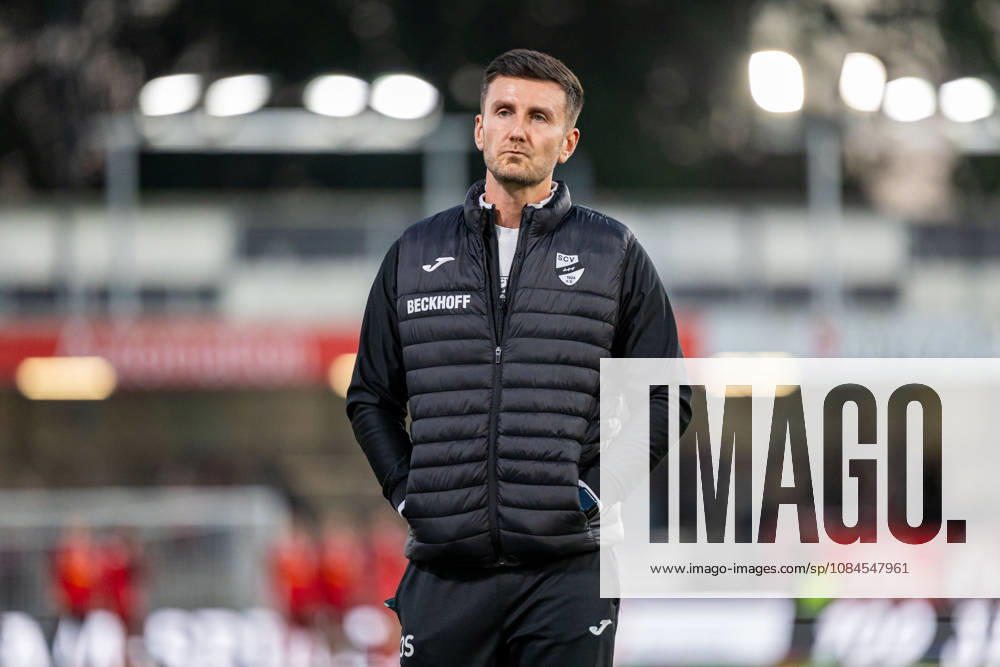Orest Shala, Head Coach (GER), SC Verl vs. SSV Jahn Regensburg, Soccer, 3rd Division, Matchday 9, 2026–2027 Season, October 14, 2026 DFL regulations prohibit the use of photographs as image sequences and or quasi-video GER, SC Verl vs. SSV Jahn Regensburg, Soccer, 3rd Division, Matchday 9, 2026–2027 season, October 14, 2026, Verl