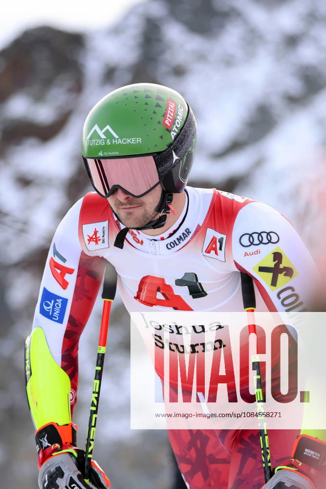 ALPINE SKIING - Ski Austria, training SOELDEN,AUSTRIA,15.OCT.26 - ALPINE SKIING - Ski Austria, giant slalom, training and qualification. Image shows Joshua Sturm (AUT). GEPAxpictures xMathiasxMandl