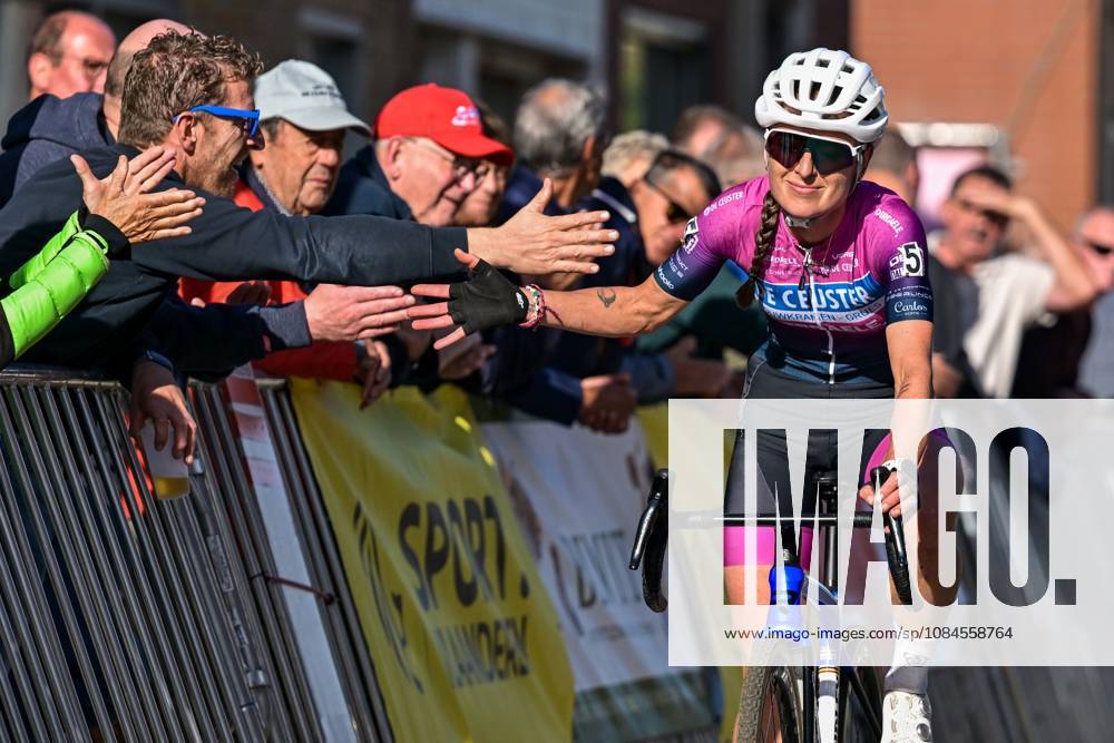 Netherlands Denise Betsema crosses the finish line of the women elite race of the Kermiscross cyclocross cycling event, on Thursday 15 October 2026, in Ardooie. DAVIDxPINTENS x189892255x