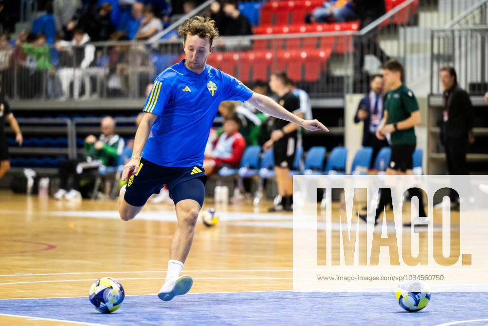 Viktor Mossberg of Sweden ahead of the FIFA Futsal World Cup qualifying match between Hungary and Sweden on October 15, 2026 in Nyíregyháza. Photo: Bildbyran EXT BILDBYRÅN COP 18 XY0131 futsal national team Hungary Sweden national team Sweden BBENG World Cup qualifier