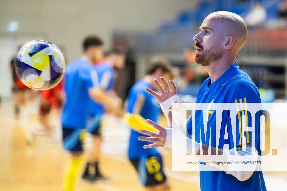 Goalkeeper Viktor Sääf of Sweden ahead of the FIFA Futsal World Cup qualifying match between Hungary and Sweden on October 15, 2026 in Nyíregyháza. Photo: Bildbyran EXT BILDBYRÅN COP 18 XY0131 futsal national team Hungary Sweden national team Sweden BBENG World Cup qualifier Hungary