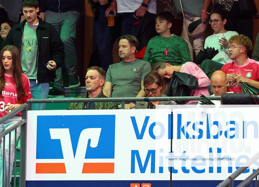 Opel Handball Bundesliga, HSG Wetzlar vs. HC Erlangen; German National Team Coach Alfred Gislason to Visit the Buderus Arena in Wetzlar; Buderus Arena, Hesse, Germany, DE