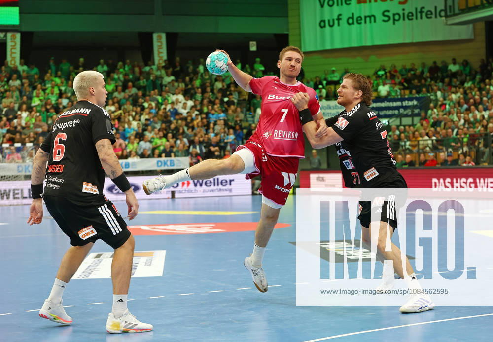 Opel Handball Bundesliga, HSG Wetzlar vs. HC Erlangen: Marek Nissen (HC Erlangen), Dominik Mappes (HSG Wetzlar), Maciej Gebala (HC Erlangen), Wetzlar Buderus Arena, Hesse, Germany, DE