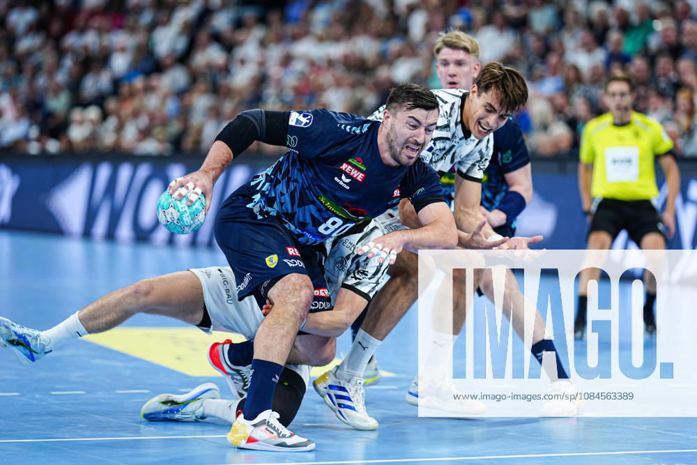 Jannik Kohlbacher, Rhein Neckar Löwen, 80; Julian Köster, THW Kiel, 07 GER; THW Kiel vs. Rhein Neckar Löwen, Handball, 1st Bundesliga, Matchday 9, 2026–2027 Season, October 15, 2026 GER, THW Kiel vs. Rhein Neckar Löwen, Handball, 1st Bundesliga, Matchday 9, 2026–2027 Season, October 15, 2026 Kiel