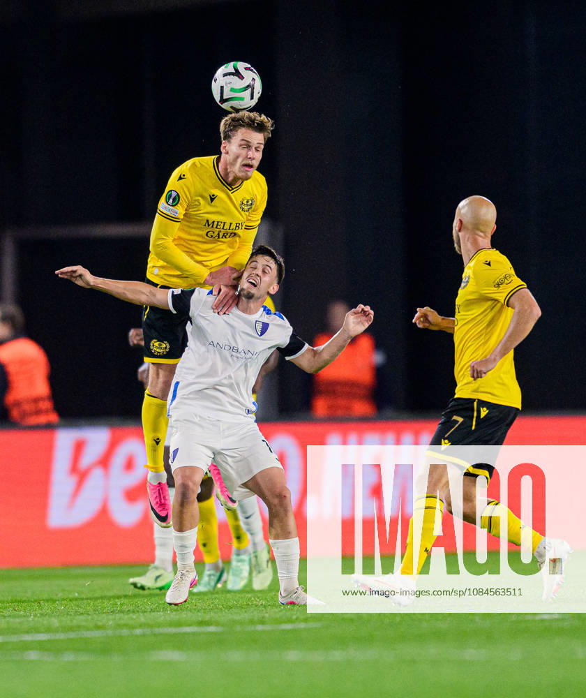 Villiam Granath of Mjällby and Pablo Molina of Inter Club d Escaldes during the UEFA Conference League soccer match between Mjällby and Inter Club d Escaldes on October 15, 2026 in Helsingborg. Photo by Christoffer Borg Mattisson, BILDBYRÅN COP 261 CB0562 soccer football fotball UEFA Conference League Conference League Mjällby in BBENG soccer football fotball UEFA Conference League Conference League Mjällby in BBENG