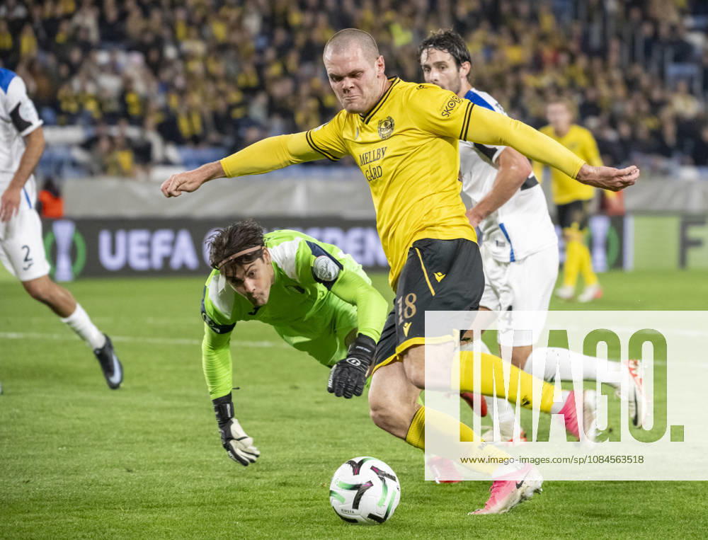 — Mjällby AIF’s Jacob Bergström gets past Inter Club d’Escaldes goalkeeper Javier Diaz and Maurizio Pochettino, but the ball is saved on the goal line in the UEFA Conference League match between Mjällby AIF and Inter Club d’Escaldes at Olympia in Helsingborg on Thursday, October 15, 2026 HELSINGBORG SWEDEN