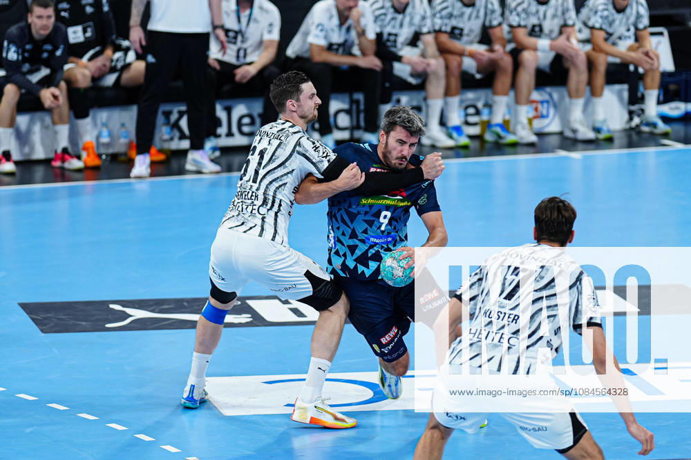 Hendrik Pekeler, THW Kiel, 61; Jacob Lassen, Rhein Neckar Löwen, 09 GER; THW Kiel vs. Rhein Neckar Löwen, Handball, 1st Bundesliga, Matchday 9, 2026–2027 Season, October 15, 2026 GER, THW Kiel vs. Rhein Neckar Löwen, Handball, 1st Bundesliga, Matchday 9, 2026–2027 Season, October 15, 2026 Kiel