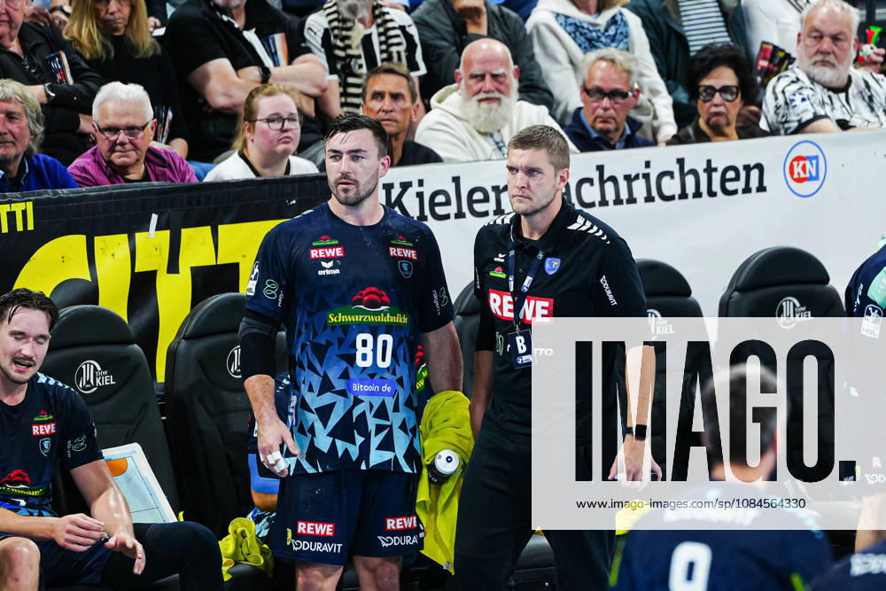Jannik Kohlbacher, Rhein Neckar Löwen, 80, Michael Abt, Rhein Neckar Löwen, Coach (GER), THW Kiel vs. Rhein Neckar Löwen, Handball, 1st Bundesliga, Matchday 9, 2026–2027 Season, October 15, 2026, GER, THW Kiel vs. Rhein Neckar Löwen, Handball, 1st Bundesliga, Matchday 9, 2026–2027 Season, October 15, 2026, Kiel