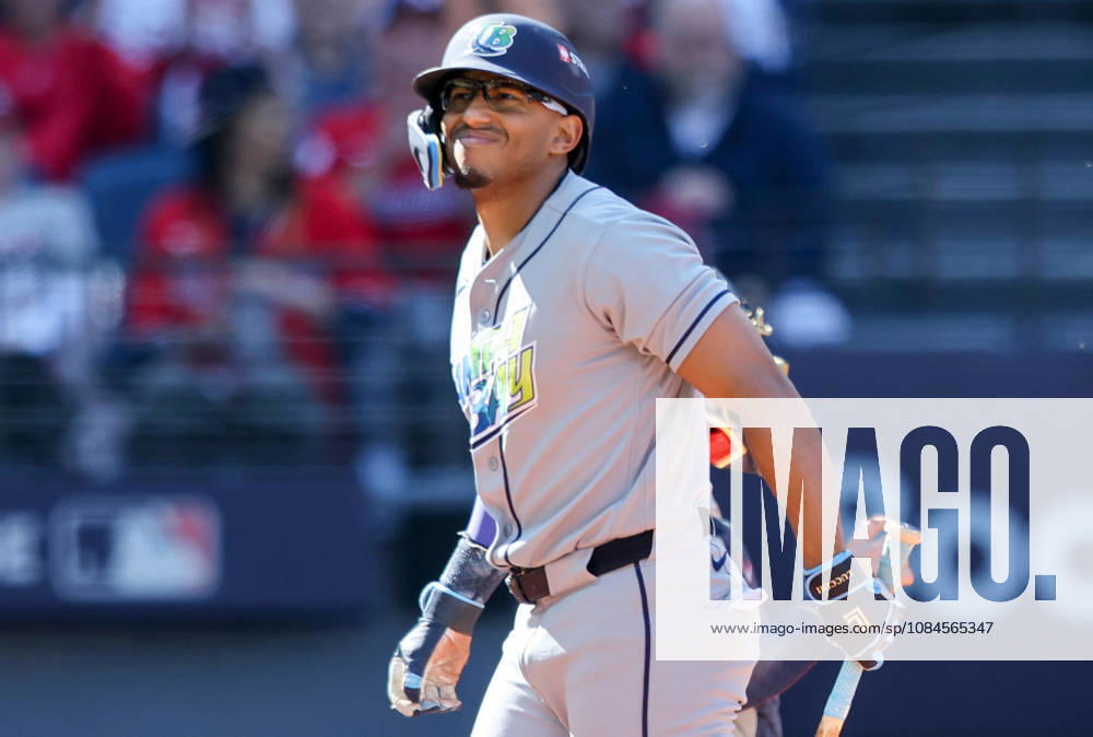 Tampa Bay Rays Richie Palacios (1) reacts after striking out swinging against the Cleveland Guardians in the third inning of game three of the MLB, Baseball Herren, USA American League Championship Series at Progressive Field in Cleveland, Ohio, on Thursday, October 15, 2026. CLE20261015716 AARONxJOSEFCZYK