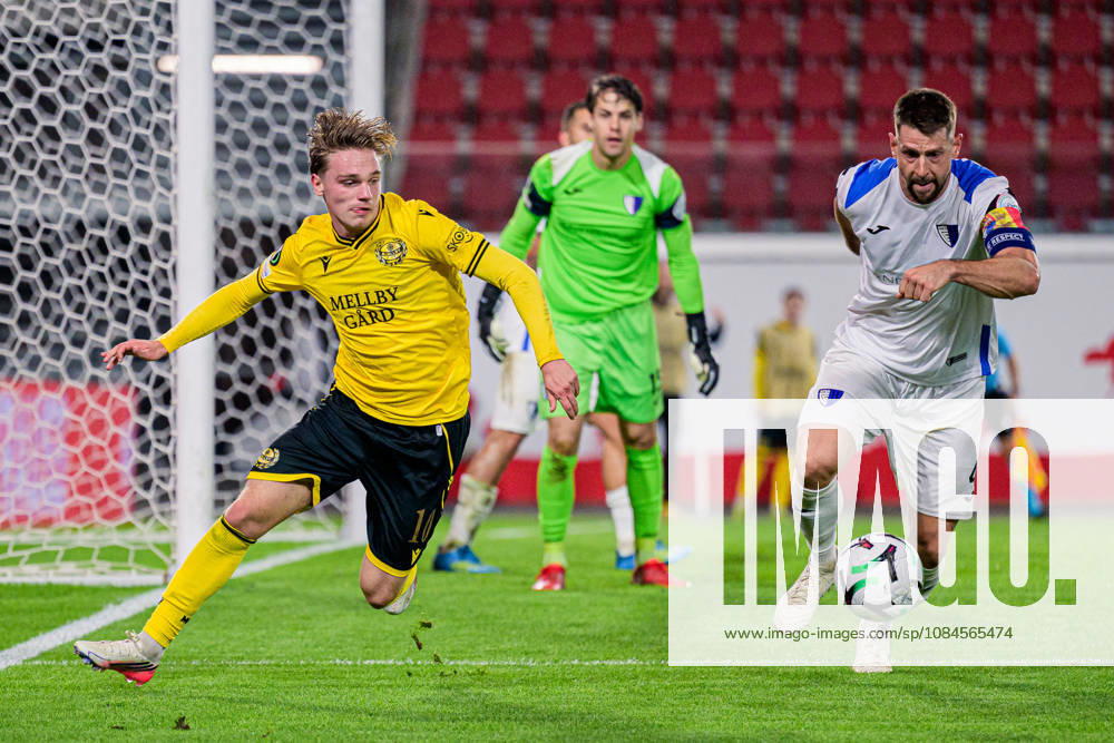 Jeppe Kjaer of Mjällby and Alexis Sánchez of Inter Club d Escaldes during the UEFA Conference League soccer match between Mjällby and Inter Club d Escaldes on October 15, 2026 in Helsingborg. Photo by Christoffer Borg Mattisson, BILDBYRÅN COP 261 CB0562 soccer football fotball UEFA Conference League Conference League Mjällby in BBENG soccer football fotball UEFA Conference League Conference League Mjällby in BBENG