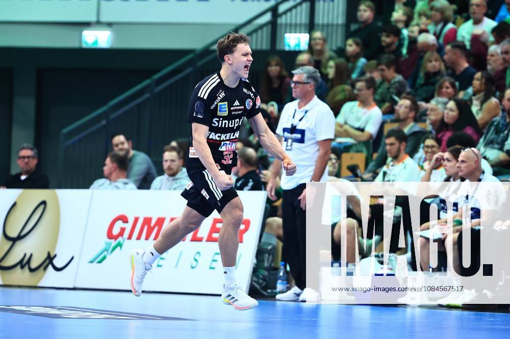 Maxsim Lochman of HC Erlangen, 32, celebrates GER, HSG Wetzlar vs. HC Erlangen, Handball, Opel Handball Bundesliga, Matchday 9, 2026–2027 season, October 15, 2026, GER, HSG Wetzlar vs. HC Erlangen, Handball, Opel Handball Bundesliga, Matchday 9, 2026–2027 season, October 15, 2026, Wetzlar