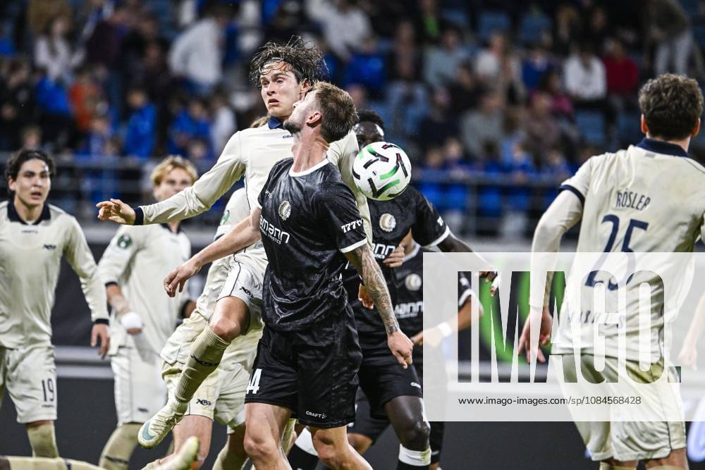 Aarhus Markus Solbakken and Gent s Siebe Van der Heyden pictured in action during a soccer game between Belgian KAA Gent and Danish Aarhus GF, Thursday 15 October 2026 in Gent, the opening match of the UEFA Conference League league phase. TOMxGOYVAERT x189911883x