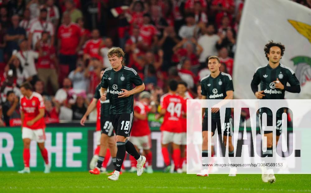 Oliver Sorensen of Celtic reacts after the opening goal scored by Jhon Duran of Benfica Benfica v Celtic, UEFA Europa League, Football, Estadio da Luz, Lisbon, Portugal - 15 Oct 2026Lisbon Estadio da Luz Portugal