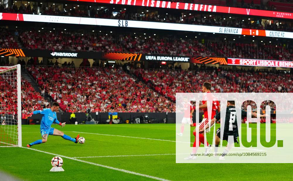 Benfica goalkeeper Anatoliy Trubin saves a shot from Kasper Hogh of Celtic Benfica v Celtic, UEFA Europa League, Football, Estadio da Luz, Lisbon, Portugal - 15 Oct 2026Lisbon Estadio da Luz Portugal