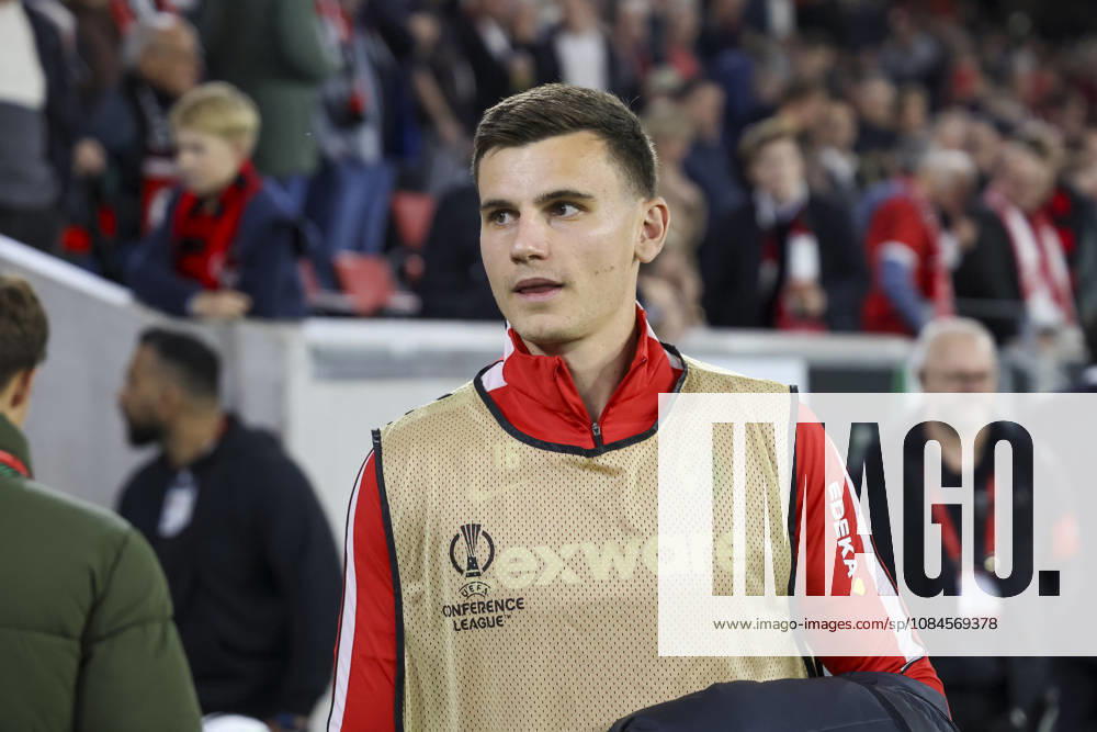 Yannik Engelhardt, SC Freiburg, 16 minutes before kickoff, Germany, soccer, UEFA Conference League, Matchday 1, 2026–2027, SC Freiburg vs. FK Jablonec, October 15, 2026, Freiburg im Breisgau, Stadion am Wolfswinkel, Germany