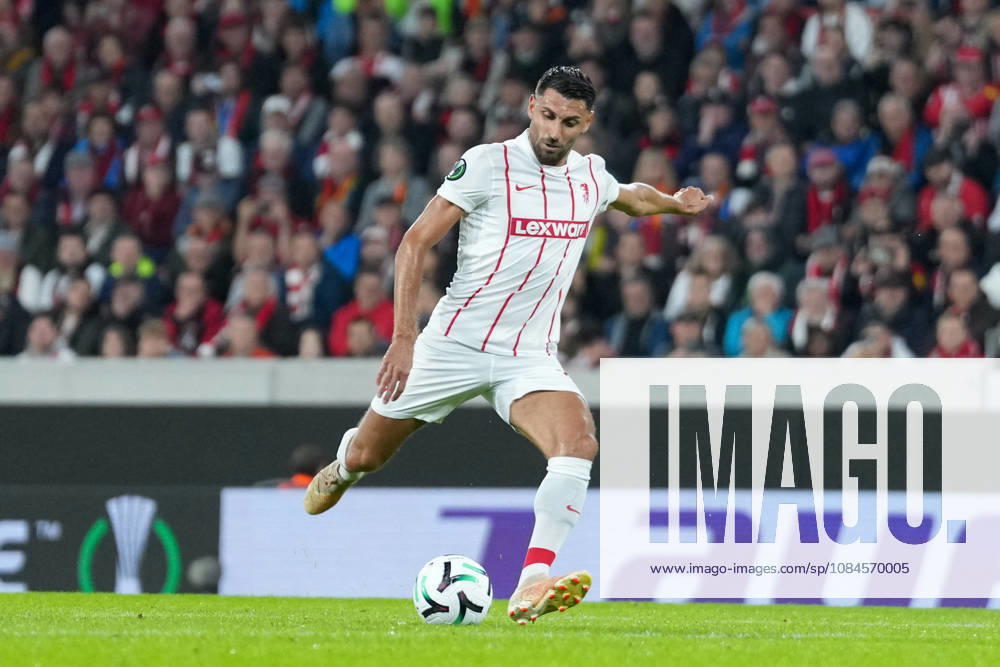Vincenzo Grifo, SC Freiburg, 32, scored a goal (free kick), Germany, soccer, UEFA Conference League, Matchday 1, group stage, 2026–2027, SC Freiburg vs. FK Jablonec, October 15, 2026, Europa-Park Stadium, Freiburg, Freiburg, Europa-Park Stadium, Baden-Württemberg, Germany