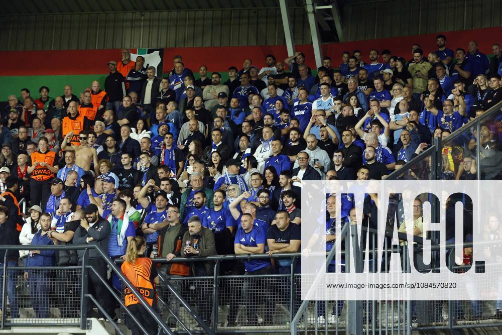 NIJMEGEN - Levski Sofia fans in the home section during the Europa League match between NEC and PFC Levski Sofia at De Goffert on October 15, 2026 in Nijmegen, the Netherlands. BART STOUTJESDIJK ANP ANPxSportx IVx 572553332 originalFilename: 572553332