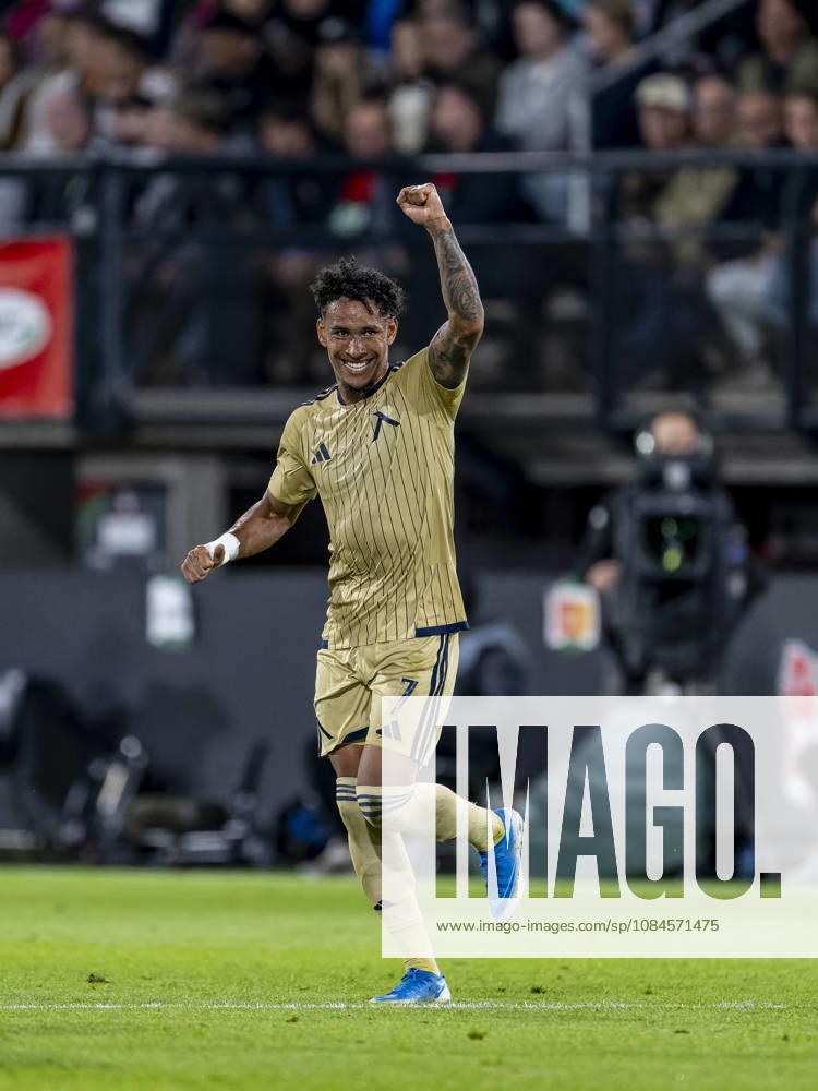 NIJMEGEN Levski Sofia striker Reinaldo celebrates his 0-1 goal during the UEFA Europa League match between NEC and Levski Sofia at Stadion De Goffert on October 15, 2026, in Nijmegen, Netherlands. Photo by DeFodi Images