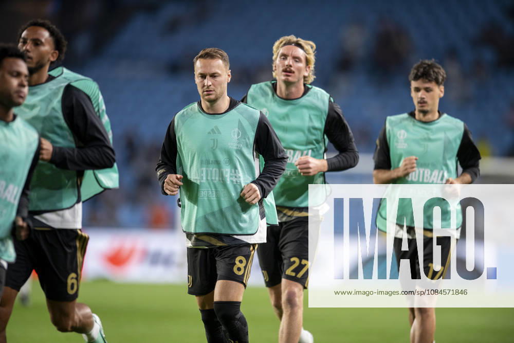 RC Celta vs. Juventus, UEFA Europa League Matchday 2: Juventus players warm up during Matchday 2 of the UEFA Europa League between RC Celta and Juventus at Abanca Balaidos Stadium on October 15, 2026, in Vigo, Abanca Balaidos Stadium, Pontevedra, Spain