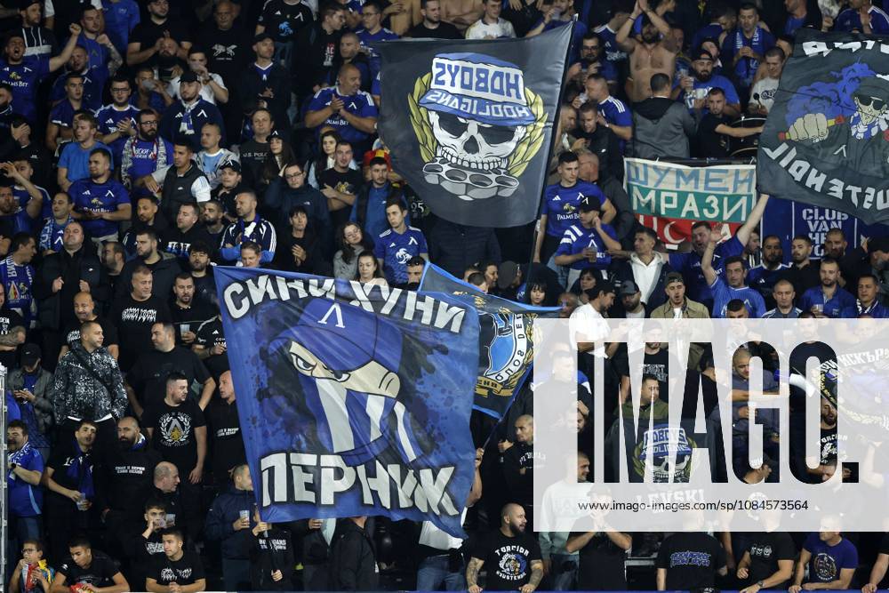 NIJMEGEN - Levski Sofia fans during the Europa League match between NEC and PFC Levski Sofia at De Goffert on October 15, 2026 in Nijmegen, the Netherlands. BART STOUTJESDIJK ANP ANPxSportx IVx 572558164 originalFilename: 572558164
