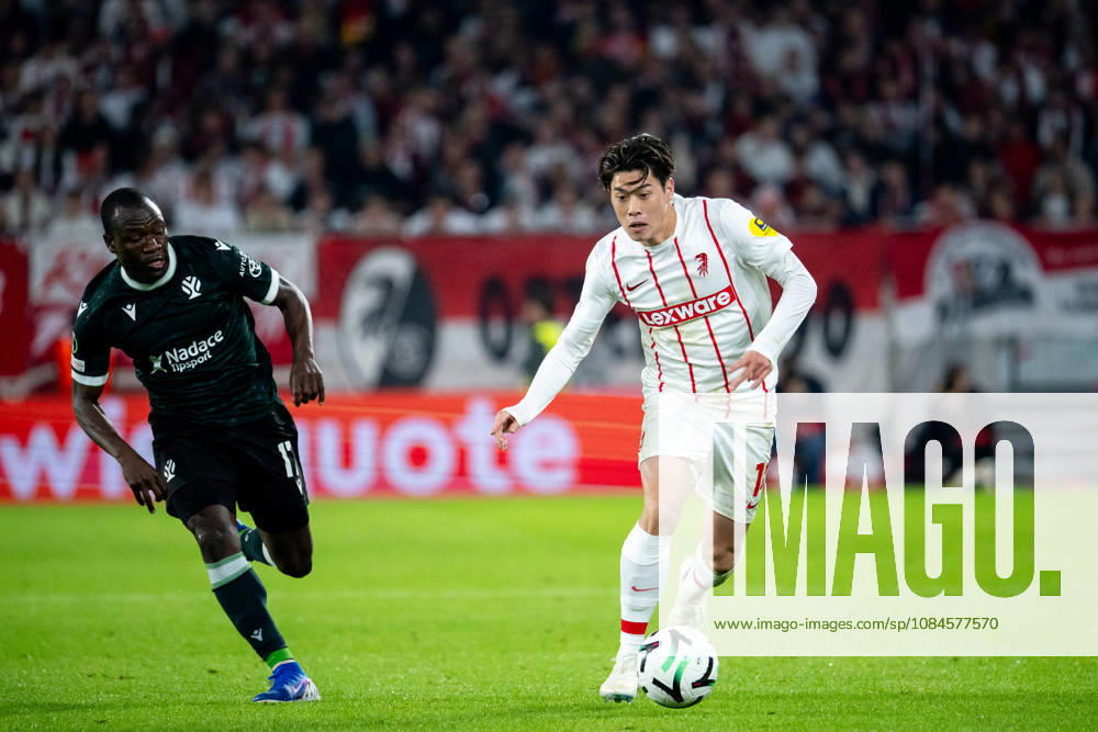GER, Soccer, Men s, UEFA Conference League, 2026–2027 Season, Matchday 1, SC Freiburg vs. FK Jablonec; Yuito Suzuki (SC Freiburg), No. 14 with the ball, next to him Saidou Alioum (FK Jablonec), No. 17; Freiburg, Europapark Stadium, Baden-Württemberg, Germany