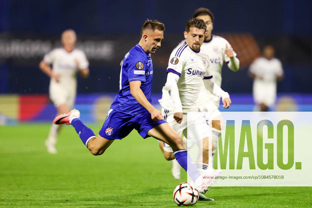 GNK Dinamo v RSC Anderlecht - UEFA Europa League 2026 27 League Phase MD2 Lukas Kacavenda of Dinamo Zagreb in action against Adriano Bertaccini of Anderlecht during the UEFA Europa League 2026 27 League Phase MD2 match between GNK Dinamo and RSC Anderlecht at Stadion Maksimir on October 15, 2026 in Zagreb, Croatia. JosipxMikacic PIXSELL