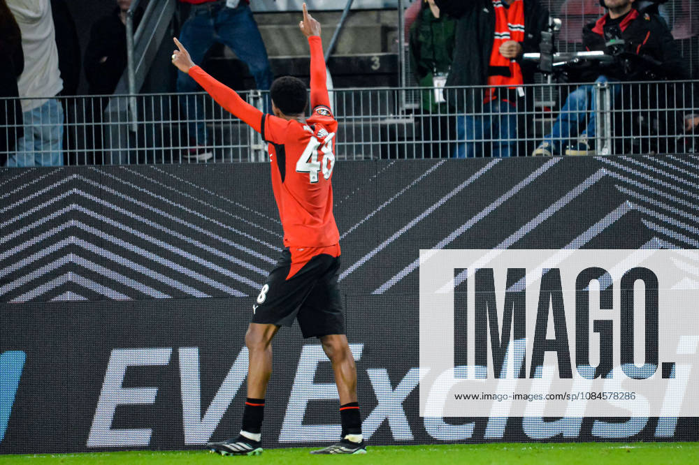 Joie des joueurs du Stade Rennais aprés le but de Abdelhamid Ait Boudlal (Stade Rennais)
