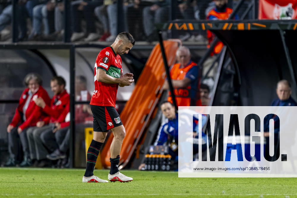 NIJMEGEN NEC Nijmegen forward Duöan Tadic had to leave the field due to injury during the UEFA Europa League match between NEC and Levski Sofia at Stadion De Goffert on October 15, 2026, in Nijmegen, the Netherlands. Photo by DeFodi Images