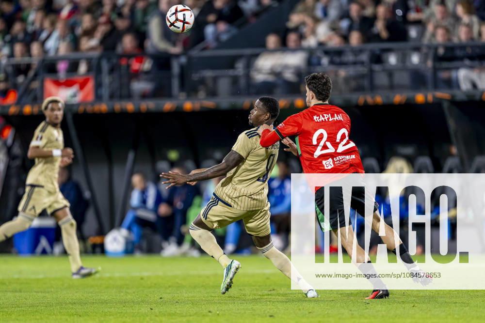 NIJMEGEN l Levski Sofia striker Juan Perea and NEC Nijmegen defender Ahmetcan Kaplan during the UEFA Europa League match between NEC and Levski Sofia at Stadion De Goffert on October 15, 2026, in Nijmegen, Netherlands. Photo by DeFodi Images