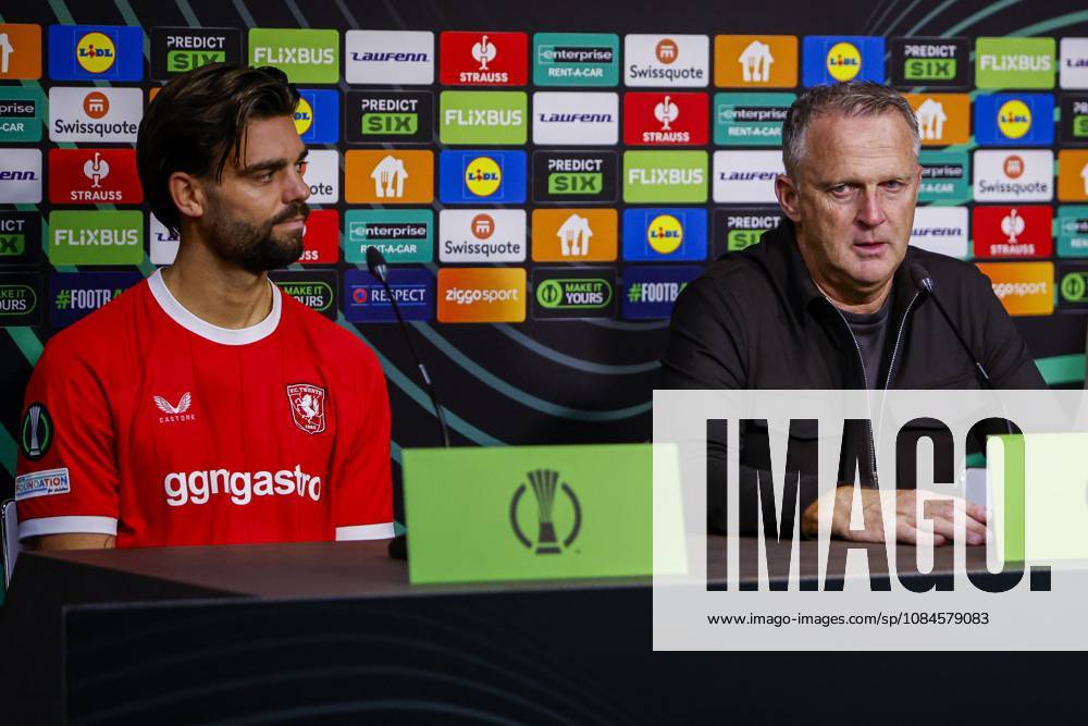 ENSCHEDE - FC Twente head coach John van den Brom gives an interview with FC Twente s Robin Propper ahead of the UEFA Conference League match between FC Twente and FC Thun at De Grolsch Veste on October 15, 2026, in Enschede, the Netherlands. WART BRINKERHOF ANP UEFA Conference League 2026 27 ANPxSportx xMarcelxterxBalsxIVx 572568886 originalFilename: 572568886