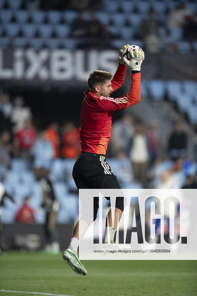 RC Celta vs. Juventus, UEFA Europa League Matchday 2: Juventus warm-up during Matchday 2 of the UEFA Europa League between RC Celta and Juventus at Abanca Balaidos Stadium on October 15, 2026, in Vigo, Abanca Balaidos Stadium, Pontevedra, Spain