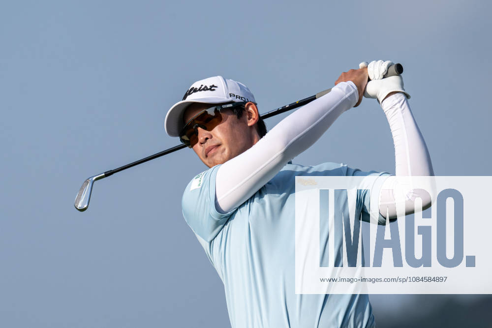 Rattanon WANNASRICHAN from Thailand. Round 2 in the Macao Open Golf at Macau Golf & Country Club. Coloane China - ZUMAr144 20261016_zap_r144_064