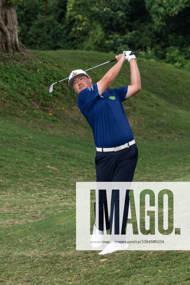 Sungjae IM from Korea. Round 2 in the Macao Open Golf at Macau Golf & Country Club. Coloane China - ZUMAr144 20261016_zap_r144_080