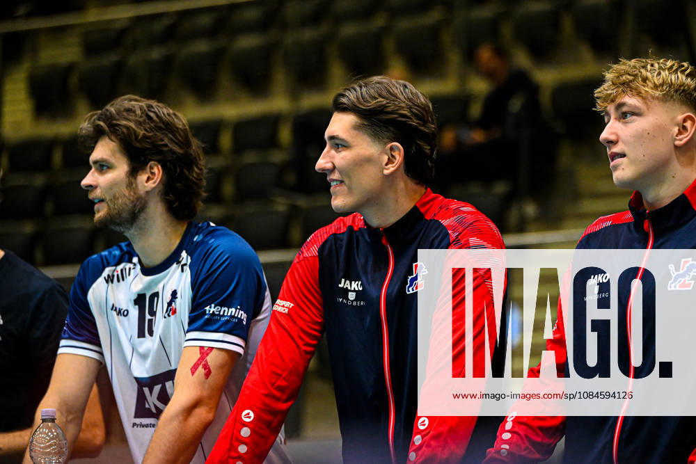Volleyball I Men I 2026–2027 Season I 2026 League Cup I Quarterfinals I SVG Lüneburg vs. SWD powervolleys Düren I October 16, 2026 Anselm Rein 19, SVG Lüneburg, Cole Matthew Young 8, SVG Lüneburg, and Joris Backhaus 10, SVG Lüneburg, are on the sidelines
