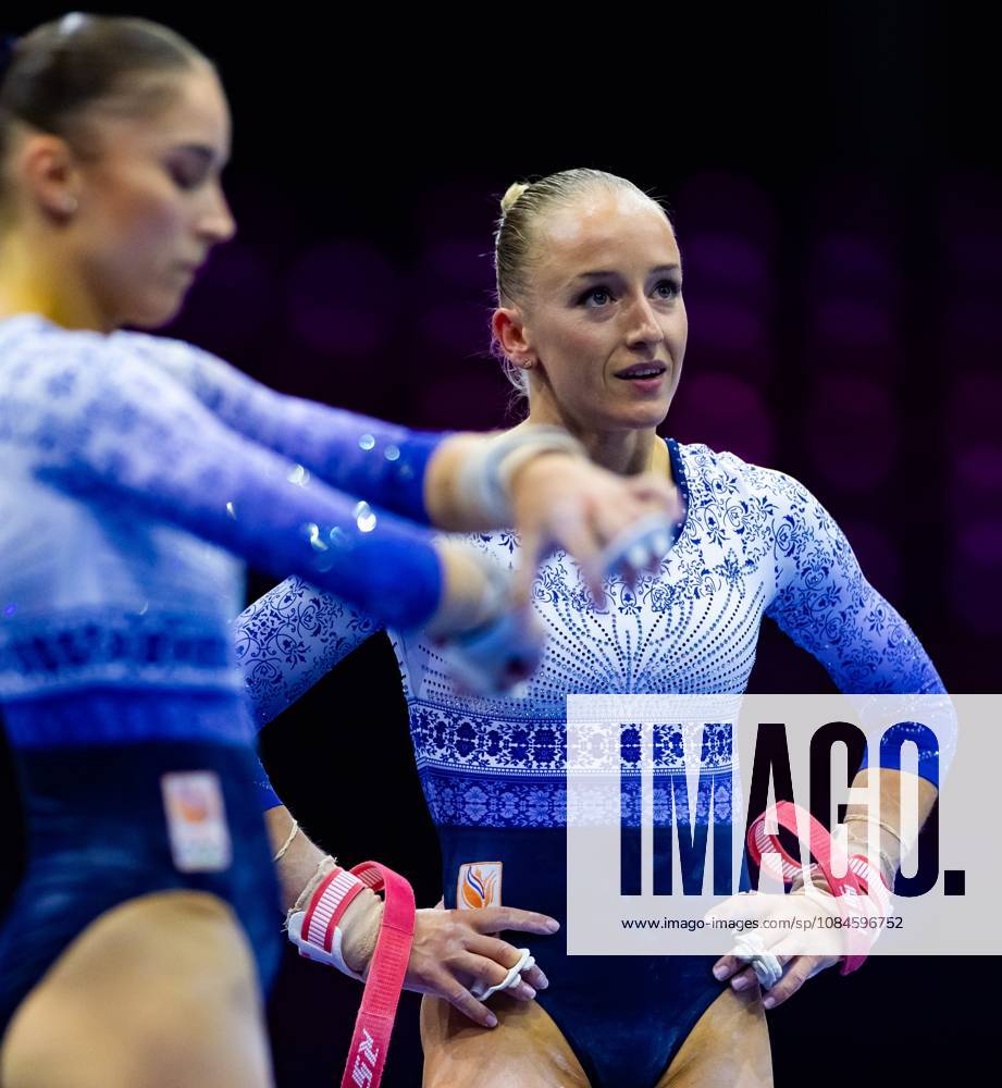 ROTTERDAM - Sanne Wevers, Vera van Pol during podium training at the World Gymnastics Championships in Ahoy Rotterdam. IRIS VAN DEN BROEK ANP ANPxSportx IVx 572628202 originalFilename: 572628202