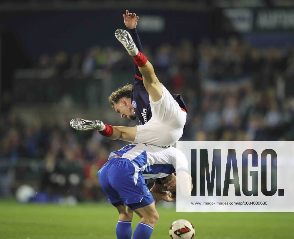 Photo by Leon PARDUZI: Kiel vs. Sebastian GRÖNNING, Hertha; Soccer, 2. Bundesliga, Matchday 2 on Fri, Oct 16, 2026; Holstein Kiel vs. Hertha BSC
