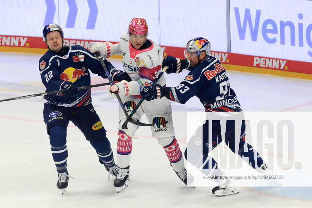 DEU, GER, Ice Hockey, Matchday 9, 2026–27 Season, Berlin, Eisbären Berlin vs. RB Munich Yannick Veilleux, Eisbären Berlin 38, Ville Pokka, Red Bull Munich 22, Maximilian Kastner, Red Bull Munich 93, nordphoto GmbH, Engler Berlin, Uber Arena Berlin, Germany