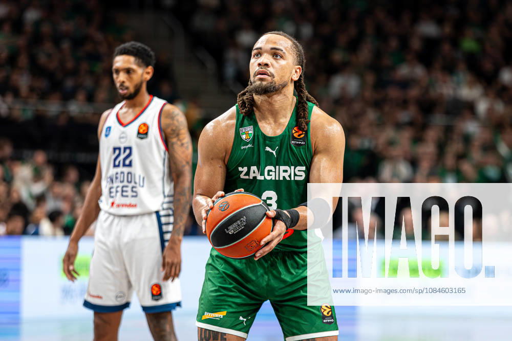 Zalgiris Kaunas vs Anadolu Efes Istanbul - EuroLeague CARSEN EDWARDS shoots a free throw during the EuroLeague basketball match between Zalgiris Kaunas and Anadolu Efes Istanbul at Zalgiris Arena in Kaunas, Lithuania. Kaunas Kaunas Lithuania