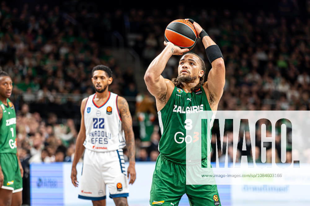 Zalgiris Kaunas vs Anadolu Efes Istanbul - EuroLeague CARSEN EDWARDS shoots a free throw during the EuroLeague basketball match between Zalgiris Kaunas and Anadolu Efes Istanbul at Zalgiris Arena in Kaunas, Lithuania. Kaunas Kaunas Lithuania