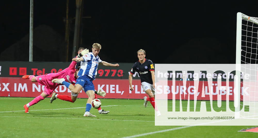 Goalkeepers Timon Weiner (Holstein Kiel) and Noah Madsen (Holstein Kiel) prevent Luca Schuler (Hertha BSC Berlin) from scoring the 0–1. Soccer, Men’s, 2026–2027 Season, 2. Bundesliga, Holstein Stadium, Holstein Kiel vs. Hertha BSC Berlin, 0–0. DFL regulations prohibit any use of photographs as image sequences and or quasi-video.