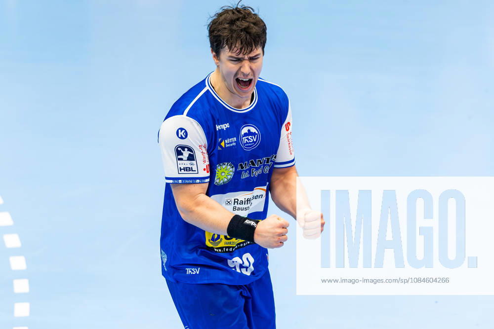 GER, Handball, Men, Season 26–27, Opel 1st Division, Matchday 9, ThSV Eisenach vs. VfL Gummersbach, Tillman Leu (ThSV Eisenach), 99 99817 Eisenach, Werner Assmann, Halle am Sportpark, Thuringia, Germany