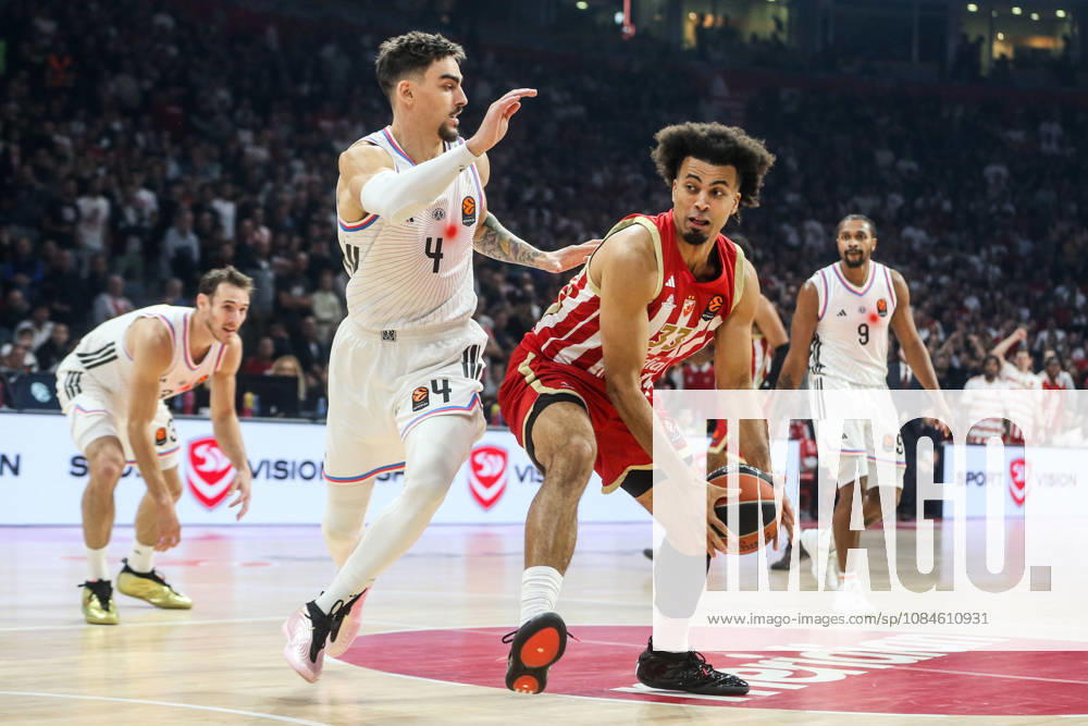 Crvena Zvezda v Paris - EuroLeague BELGRADE, SERBIA - OCTOBER 16: Semi Ojeleye (37) of Crvena Zvezda in action against Leopold Cavaliere (4) of Paris basketball during the Basketball EuroLeague Round 6 match between Crvena Zvezda and Paris at Belgrade Arena in Belgrade, Serbia on October 16, 2026. Filip Stevanovic Anadolu Belgrade Serbia. Editorial use only. Please get in touch for any other usage.