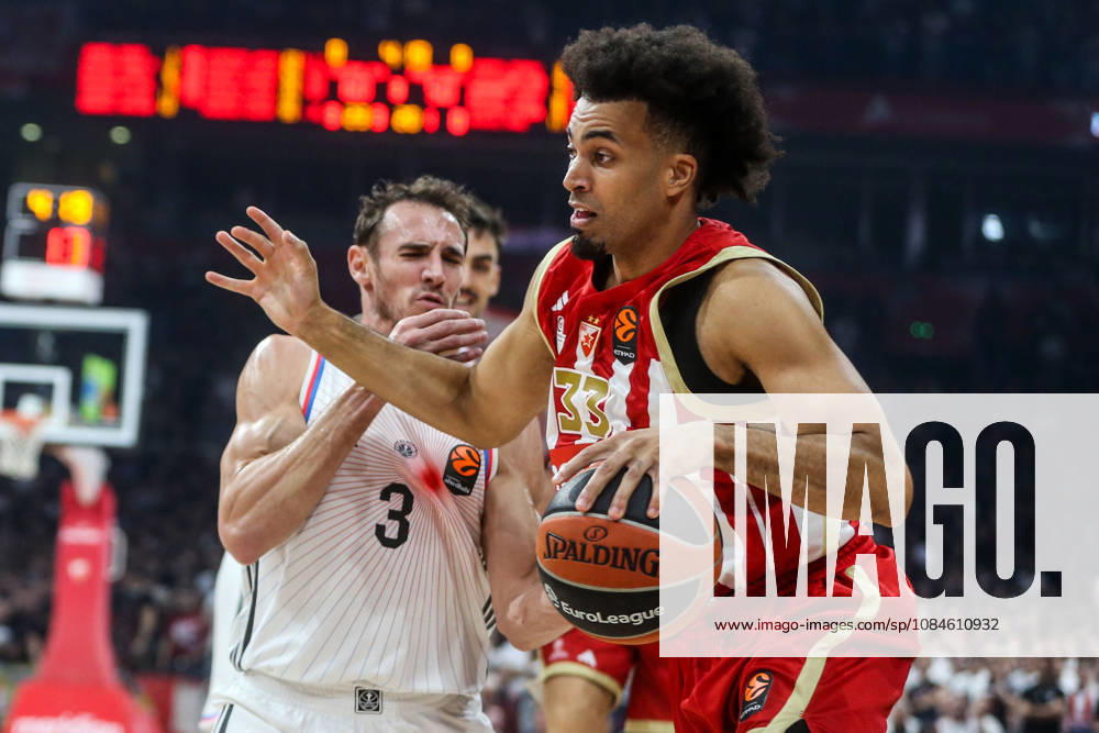 Crvena Zvezda v Paris - EuroLeague BELGRADE, SERBIA - OCTOBER 16: Jordan Nwora (33) of Crvena Zvezda in action against Terry Tarpey (3) of Paris basketball during the Basketball EuroLeague Round 6 match between Crvena Zvezda and Paris at Belgrade Arena in Belgrade, Serbia on October 16, 2026. Filip Stevanovic Anadolu Belgrade Serbia. Editorial use only. Please get in touch for any other usage.