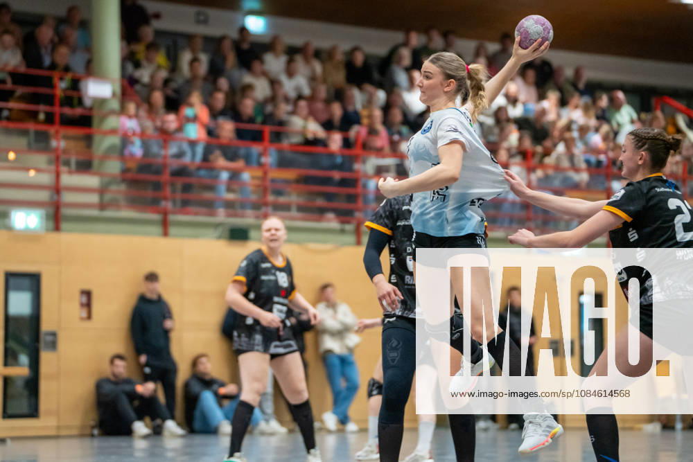 Handball I Women I 2026–2027 Season I 2nd Bundesliga I Matchday 6 I VfL Waiblingen vs. Bergischer HC I October 16, 2026 Meggan Rusko 7, Bergischer HC takes a shot at Bittenfeld Community Hall, Baden-Württemberg, Germany