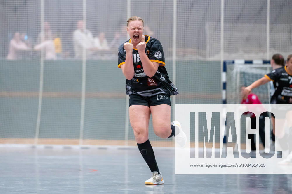 Handball I Women I 2026–2027 Season I 2nd Bundesliga I Matchday 6 I VfL Waiblingen vs. Bergischer HC I October 16, 2026 Kimberly Eileen Gisa 18, VfL Waiblingen Tigers celebrate at the Bittenfeld Community Hall in Baden-Württemberg, Germany